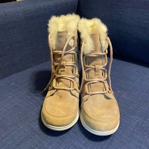 Sorel Explorer Joan Ash Brown Booties, Size 8